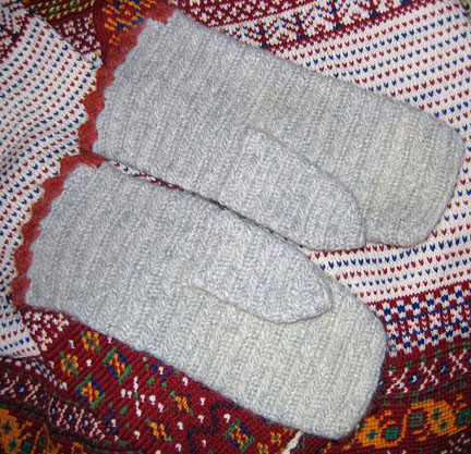 finlandnalbindinggloves.jpg