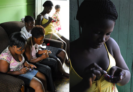 Learning to tapestry crochet in Ntonso, Ghana